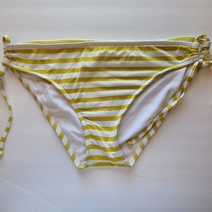 💜Mossimo Bikini Bottom